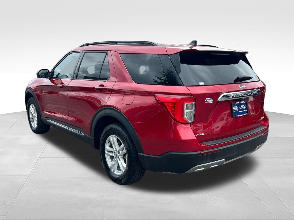 Certified 2024 Ford Explorer XLT w/ Equipment Group 202A AWD/4WD image 6
