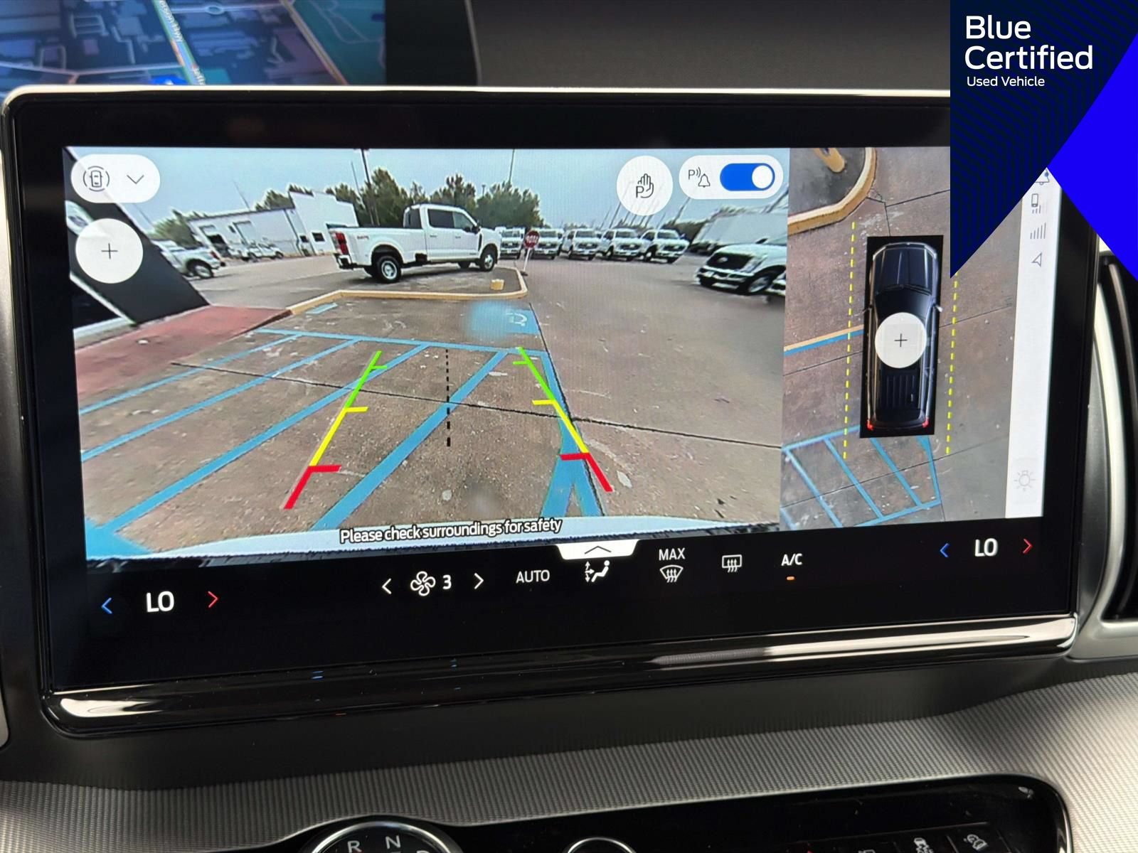 Certified 2025 Ford Expedition Active AWD/4WD image 35