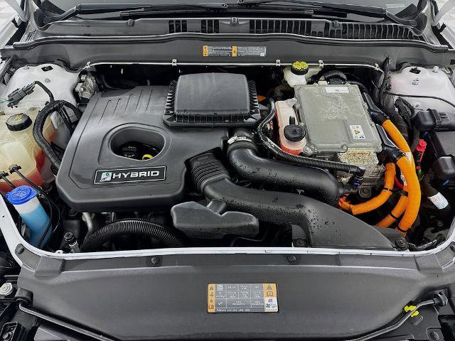 Certified 2020 Ford Fusion SE FWD image 28