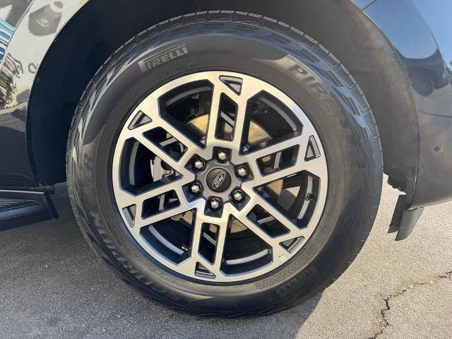 Certified 2025 Ford Expedition Active AWD/4WD image 14