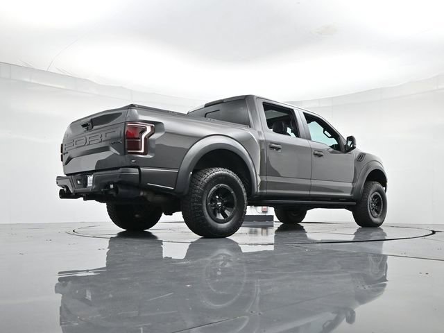 Certified 2018 Ford F150 Raptor w/ Equipment Group 802A Luxury image 29