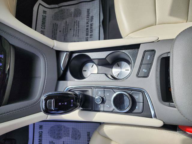 Used 2023 Cadillac XT6 Premium Luxury w/ Technology Package AWD/4WD image 15