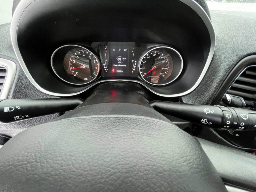 Used 2018 Jeep Compass Latitude image 16