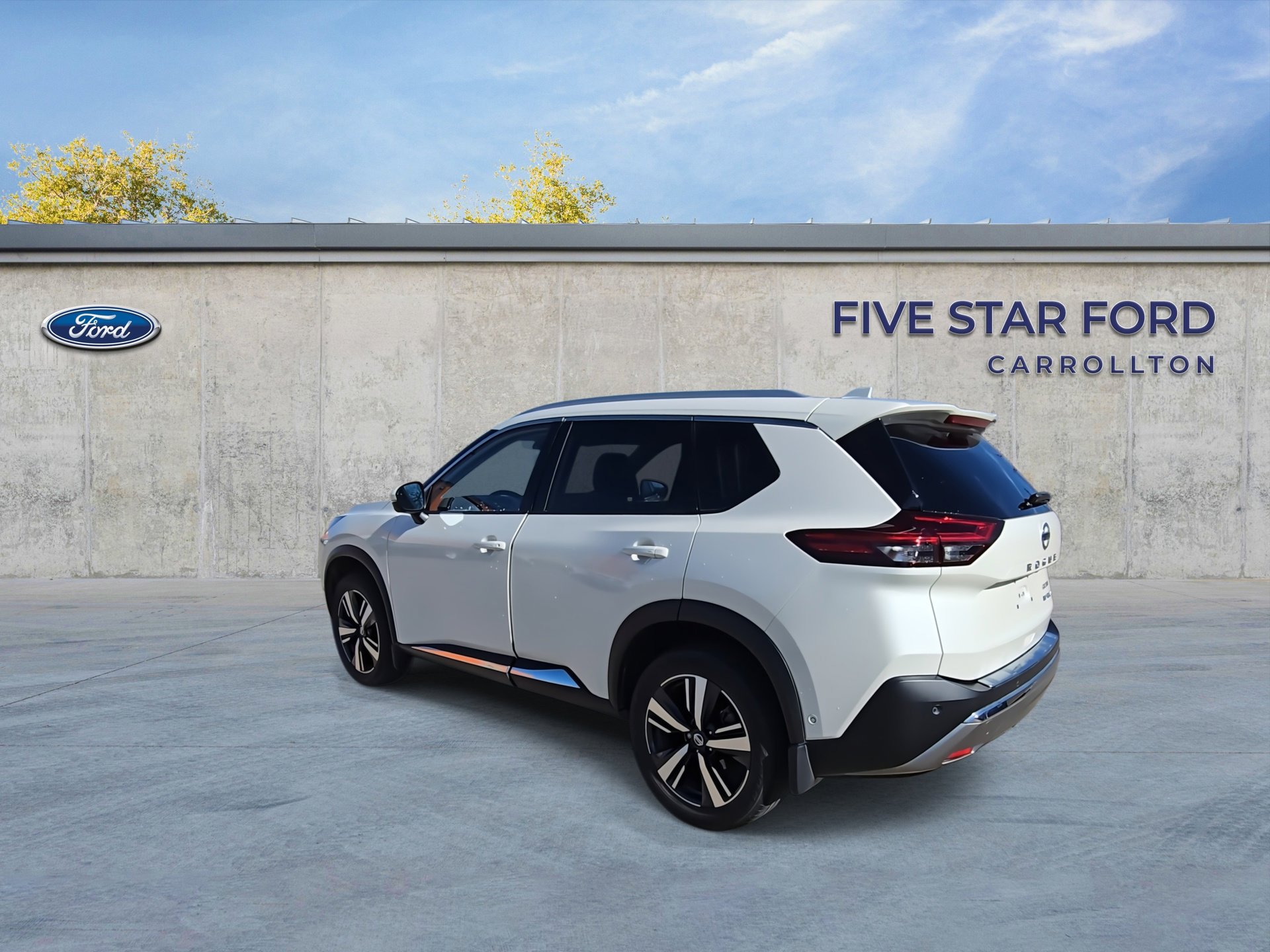 Used 2021 Nissan Rogue Platinum image 6