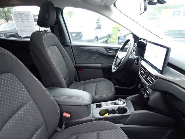 Certified 2024 Ford Escape Active w/ Tech Pack #1 AWD/4WD image 10