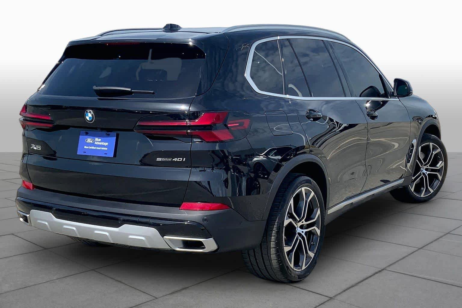 Used 2024 BMW X5 sDrive40i w/ Parking Assistance Package RWD image 13