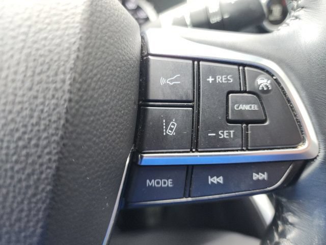 Used 2021 Toyota Highlander XLE AWD/4WD image 53