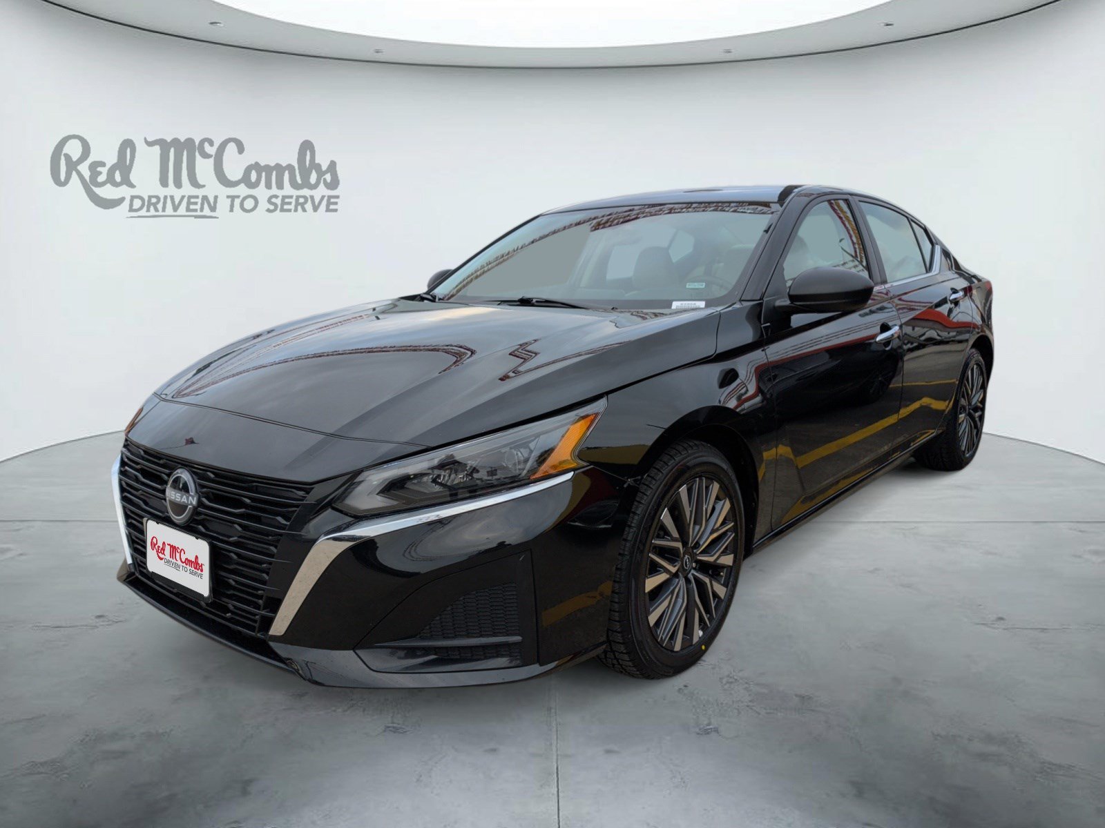 Used 2025 Nissan Altima 2.5 SV FWD image 1