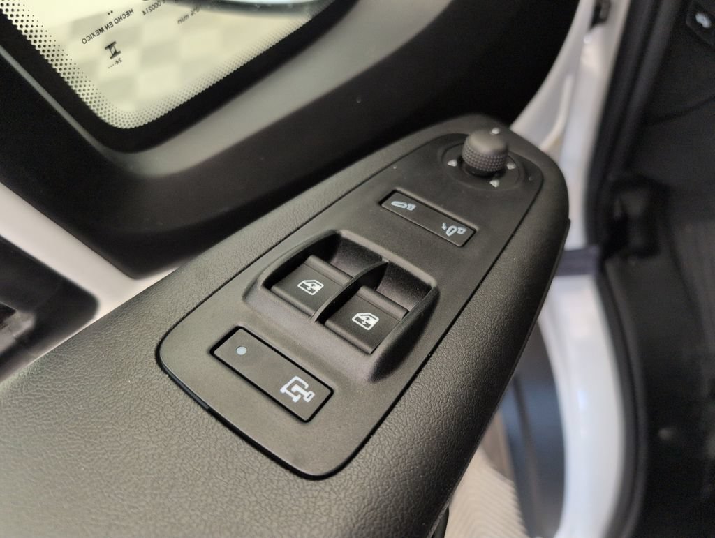 Used 2025 RAM ProMaster 2500 w/ Convenience Group FWD image 31