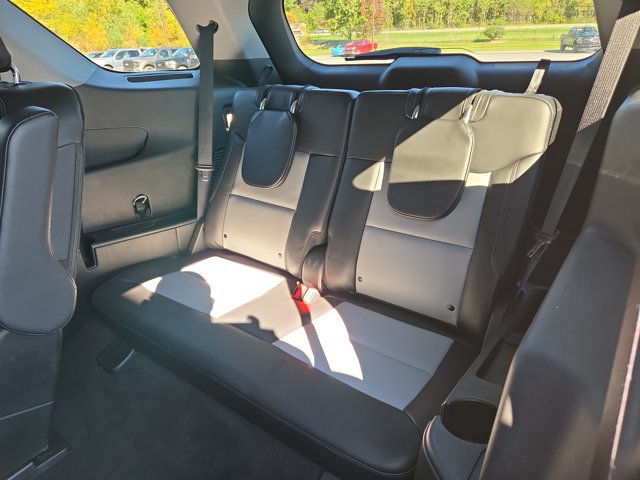 Certified 2023 Ford Explorer XLT w/ Equipment Group 202A AWD/4WD image 25