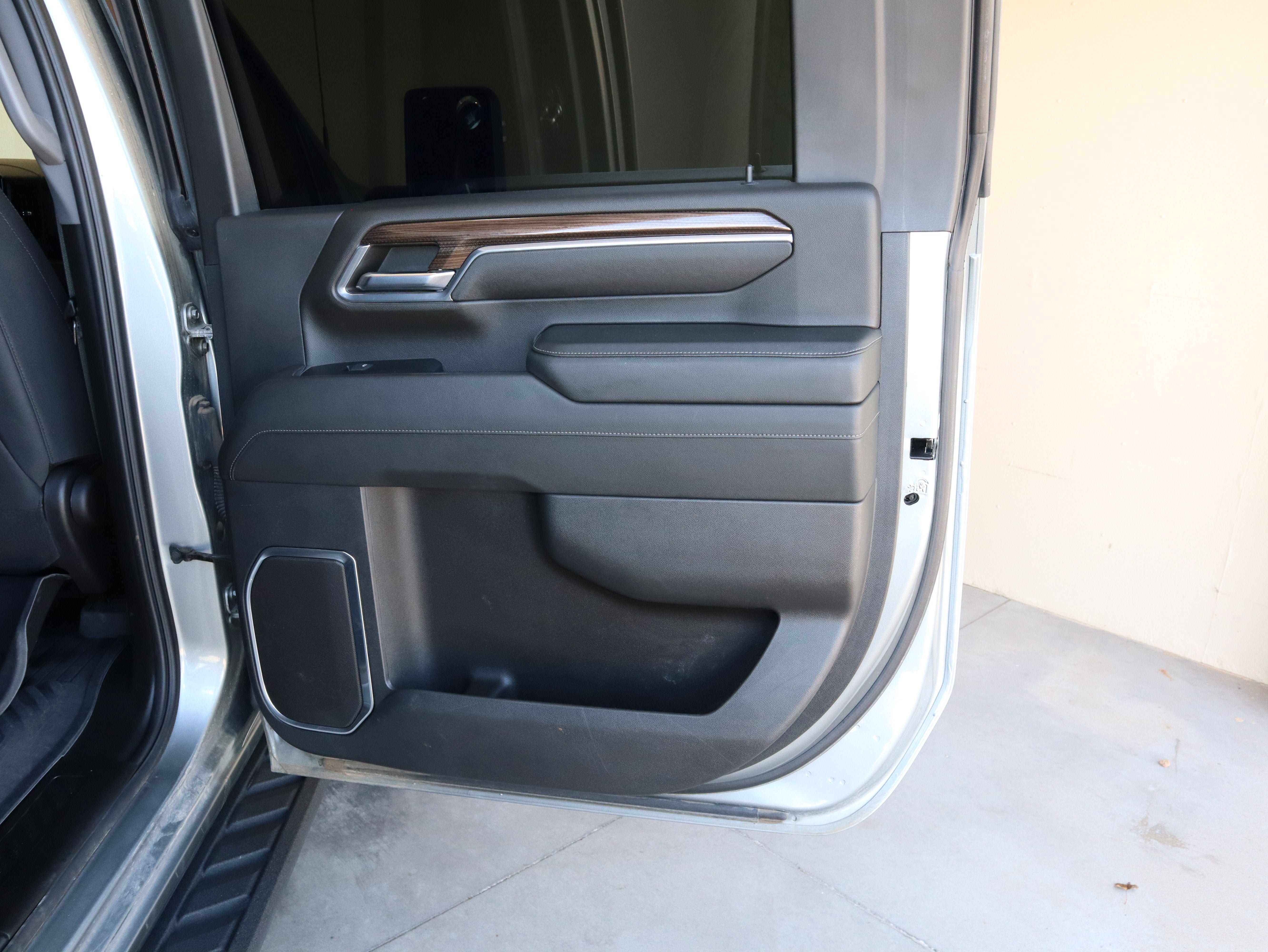 Used 2024 Chevrolet Silverado 2500 LT AWD/4WD image 45