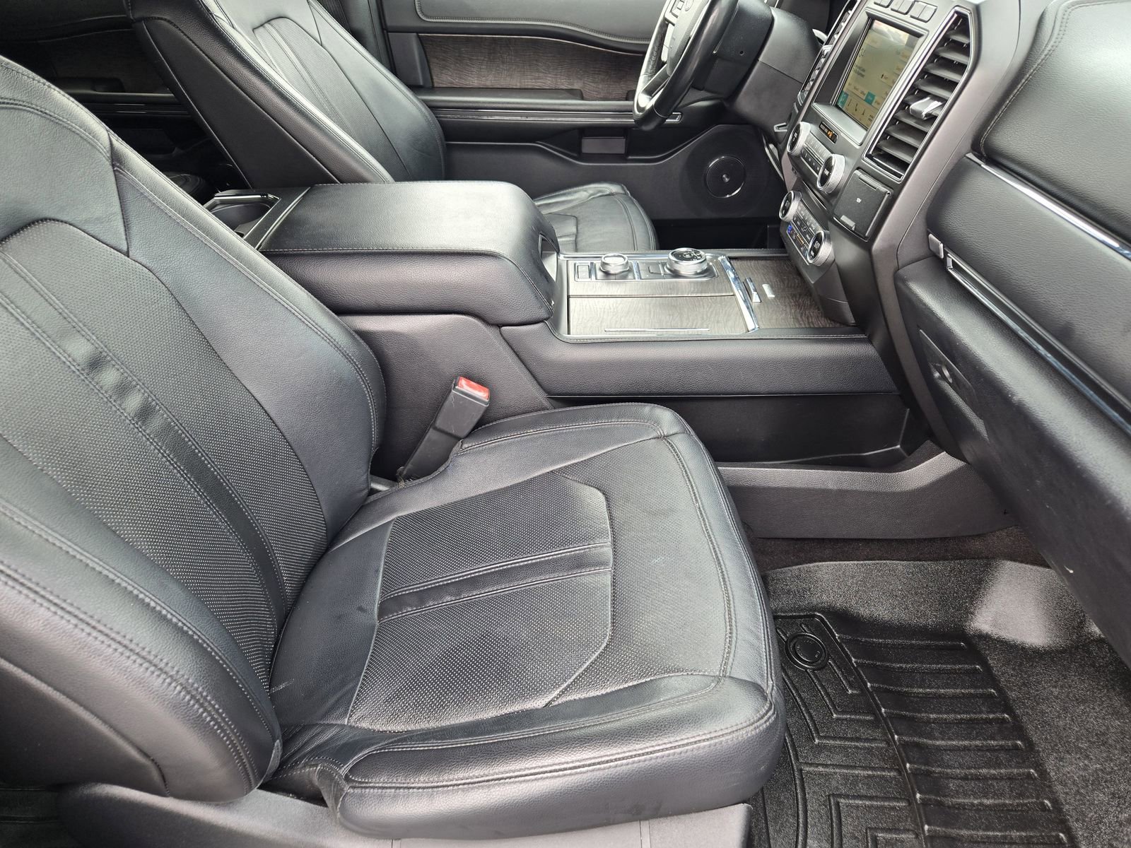 Certified 2018 Ford Expedition Limited w/ Equipment Group 302A AWD/4WD image 12