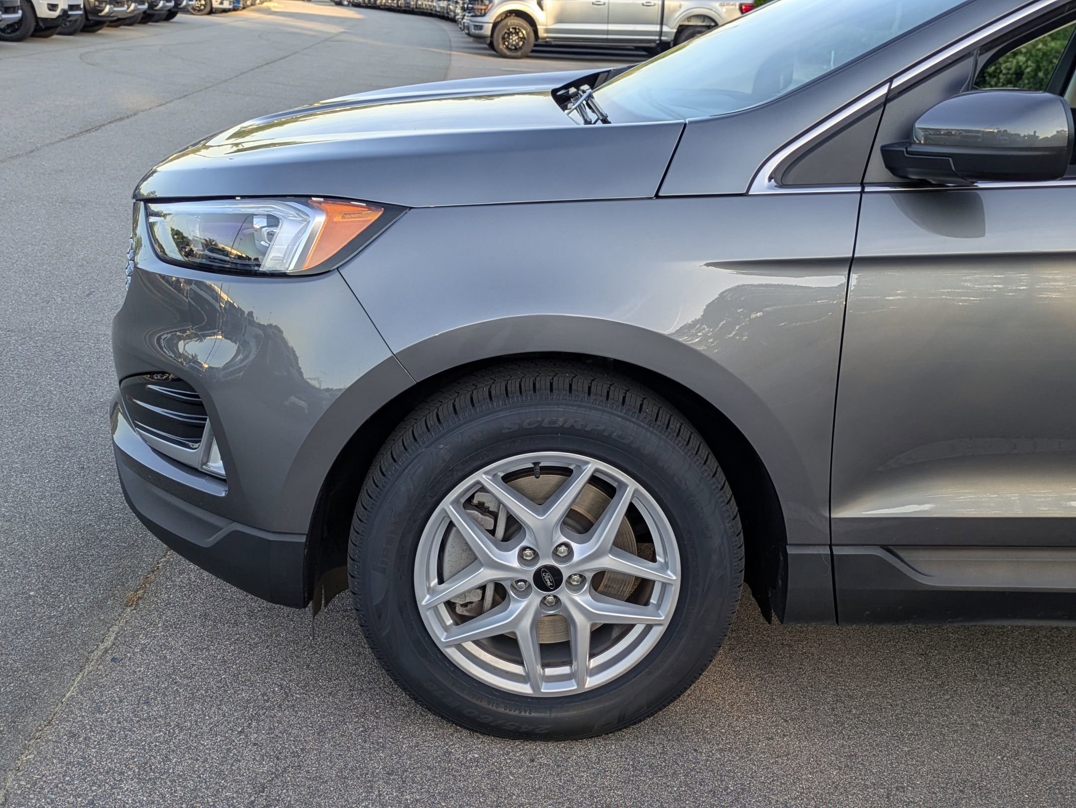 Certified 2024 Ford Edge SEL w/ Convenience Package AWD/4WD image 11