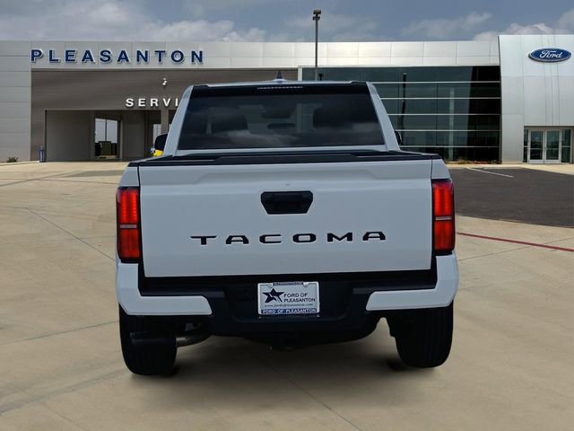 Used 2025 Toyota Tacoma SR5 RWD image 4