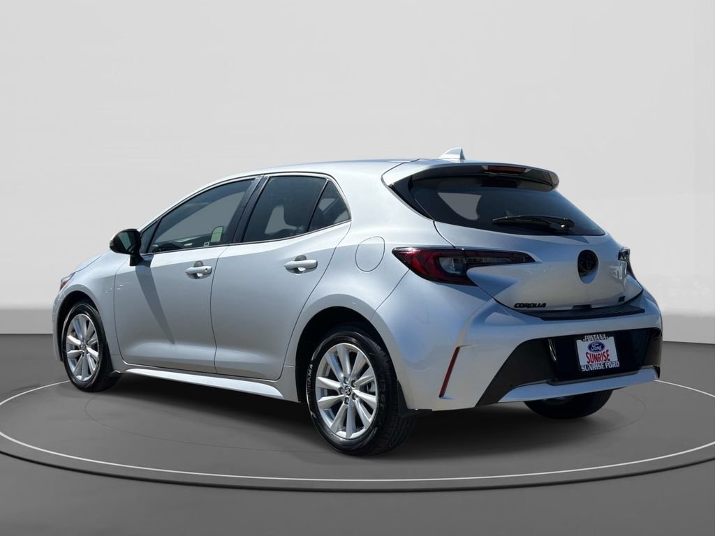 Used 2025 Toyota Corolla SE w/ SE Package FWD image 7