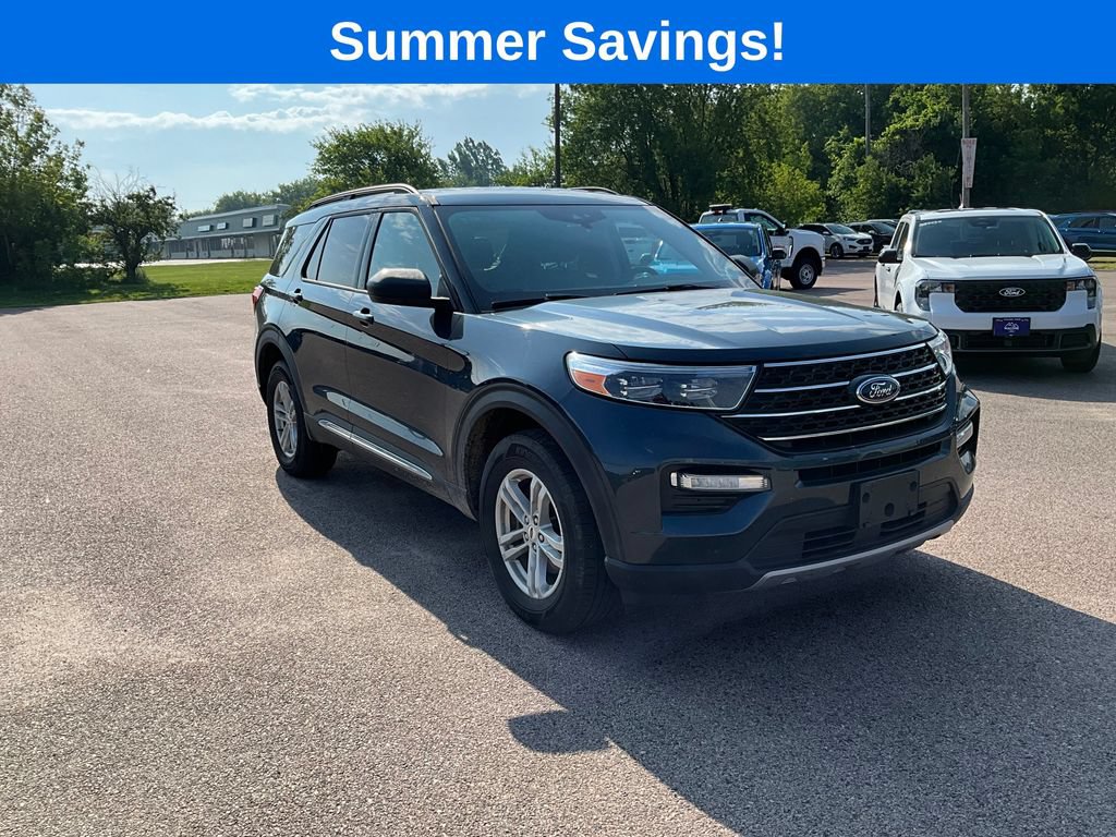 Certified 2024 Ford Explorer XLT w/ Equipment Group 202A AWD/4WD image 9