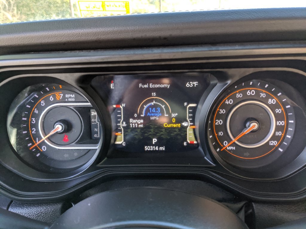 Used 2024 Jeep Gladiator Mojave AWD/4WD image 12
