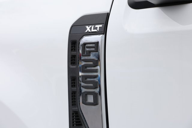 Certified 2024 Ford F250 XLT image 11
