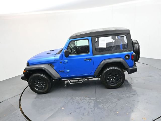 Used 2025 Jeep Wrangler Sport AWD/4WD image 21