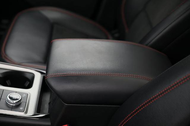 Certified 2023 Ford Explorer ST-Line w/ Class IV Trailer Tow Package image 27