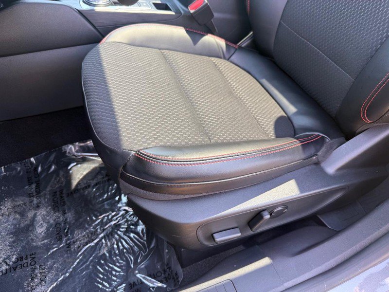 Certified 2023 Ford Escape ST-Line w/ Tech Pack #1 AWD/4WD image 27