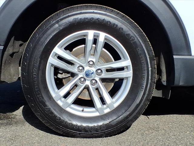 Certified 2021 Ford Explorer XLT w/ Equipment Group 202A image 24