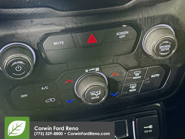 Used 2020 Jeep Renegade Limited image 20