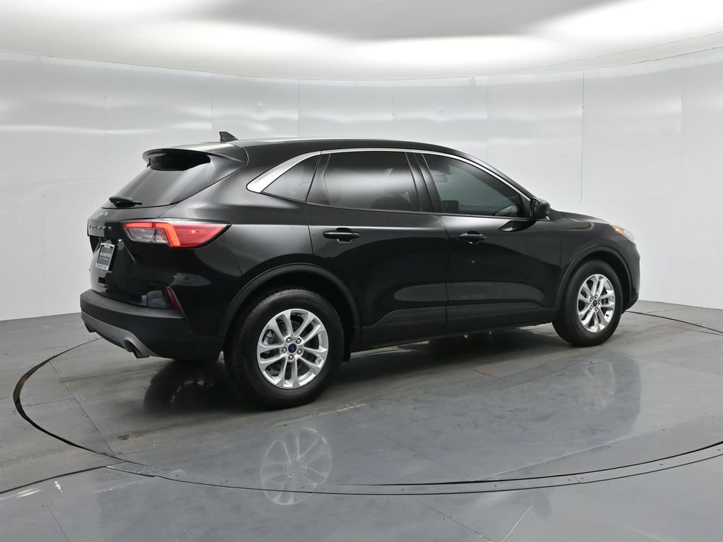 Certified 2022 Ford Escape SE image 12