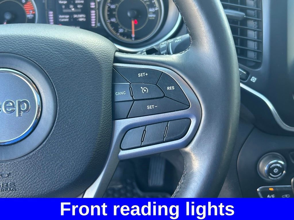 Used 2020 Jeep Cherokee Latitude Plus w/ Comfort/Convenience Group AWD/4WD image 40