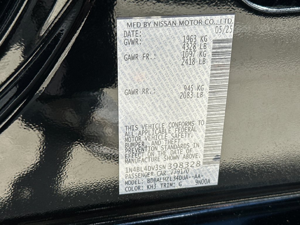 Used 2025 Nissan Altima 2.5 SV FWD image 28