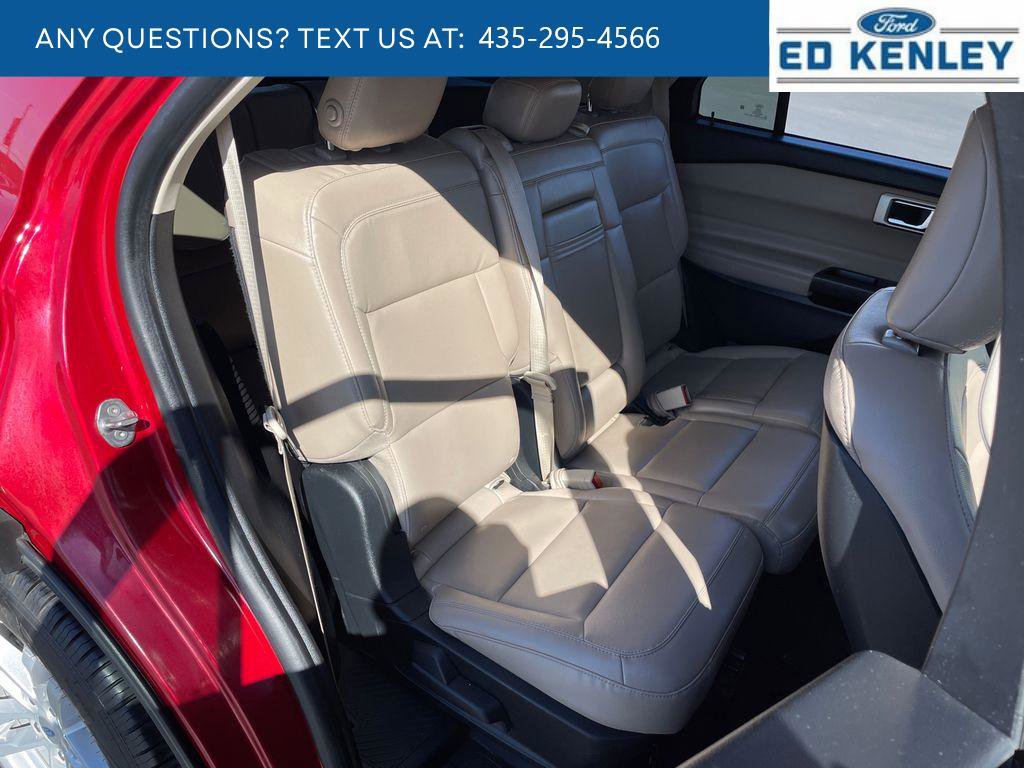 Certified 2020 Ford Explorer XLT w/ Equipment Group 202A AWD/4WD image 30
