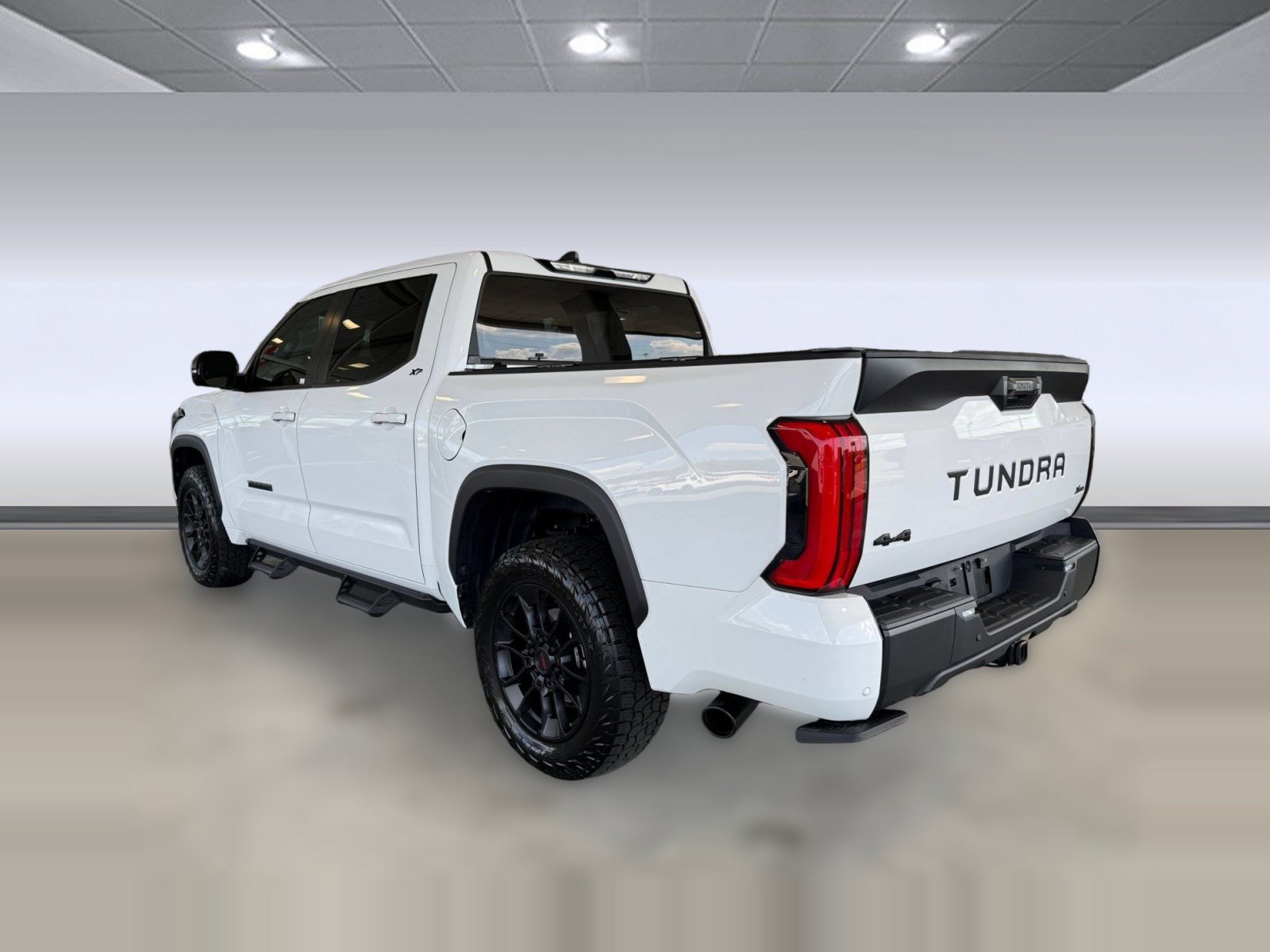 Used 2024 Toyota Tundra SR5 w/ SR5 Premium Package AWD/4WD image 3
