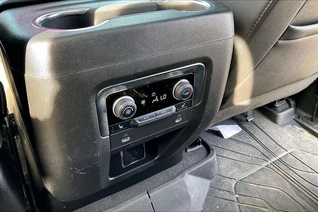 Used 2022 Chevrolet Tahoe RST w/ Sport Performance Package AWD/4WD image 21