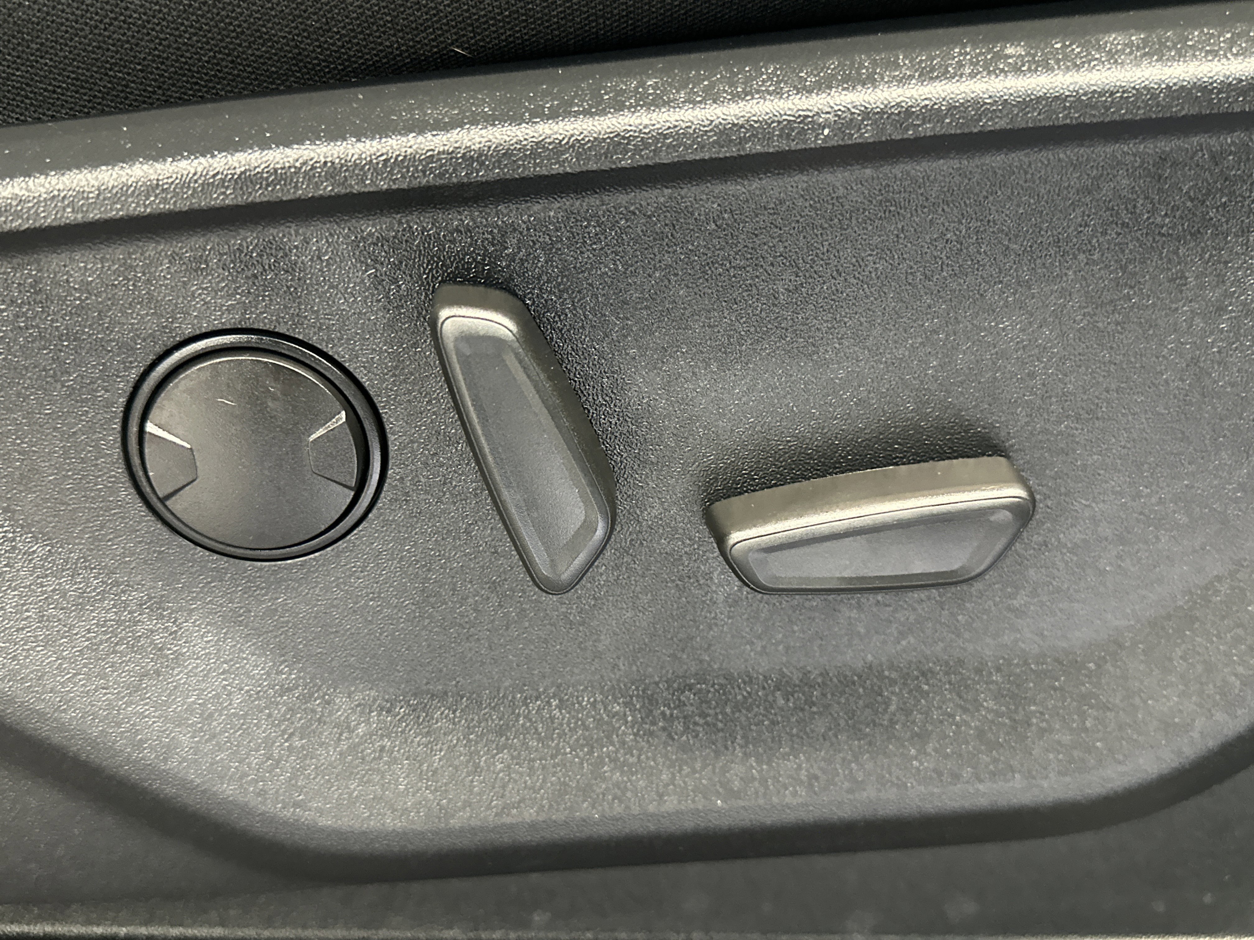 Certified 2023 Ford F150 XLT w/ Equipment Group 302A High image 26