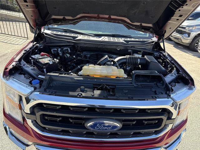 Certified 2022 Ford F150 XLT w/ Bed Utility Package AWD/4WD image 29
