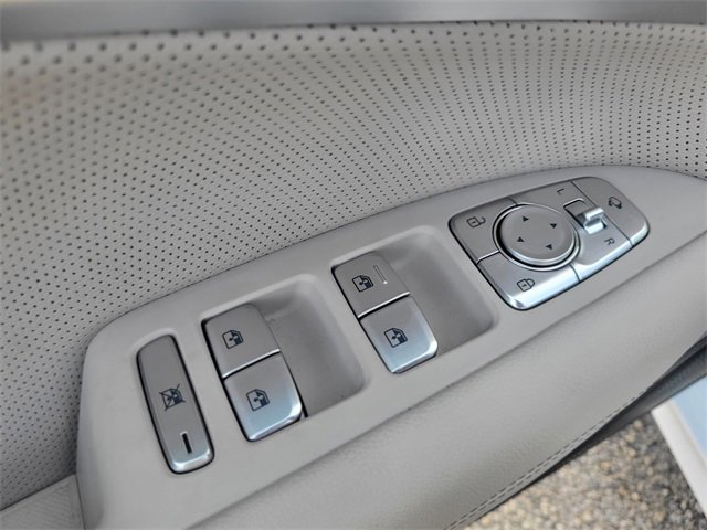 Used 2023 Genesis G70 3.3T w/ Sport Advanced Package image 16