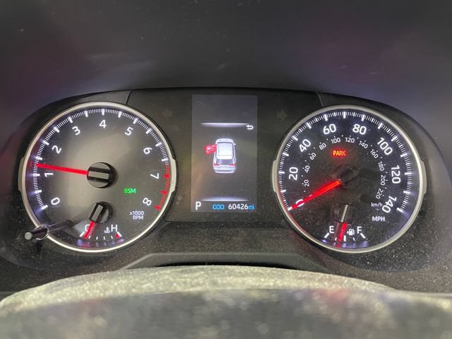 Used 2021 Toyota RAV4 XLE w/ Convenience Package AWD/4WD image 5