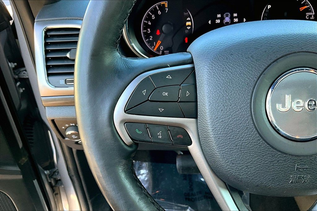 Used 2019 Jeep Grand Cherokee Altitude AWD/4WD image 13