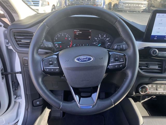 Certified 2022 Ford Escape SE w/ SE Sport Appearance Package image 23