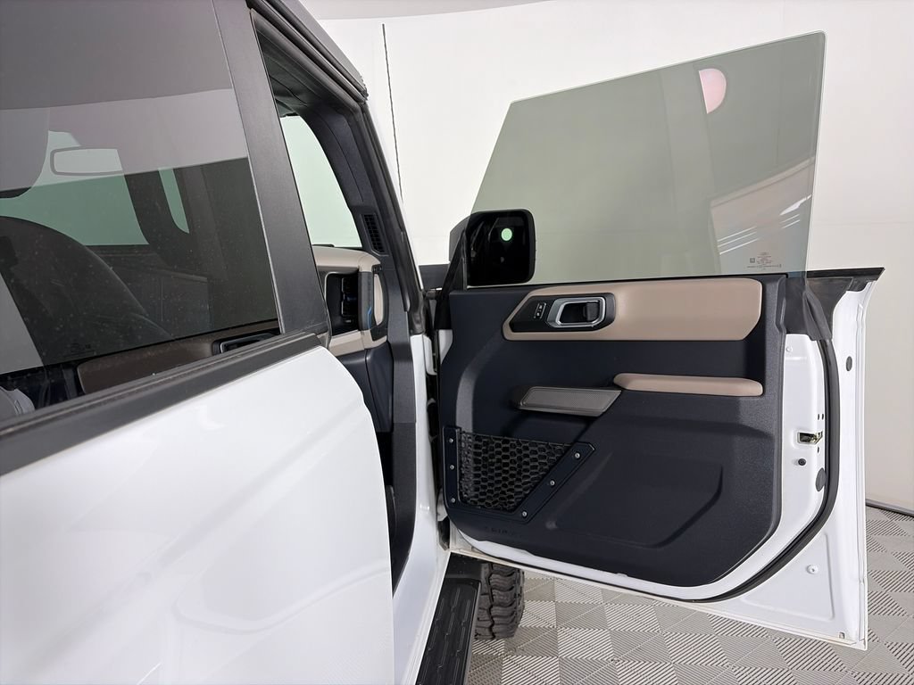 Certified 2023 Ford Bronco Wildtrak AWD/4WD image 31