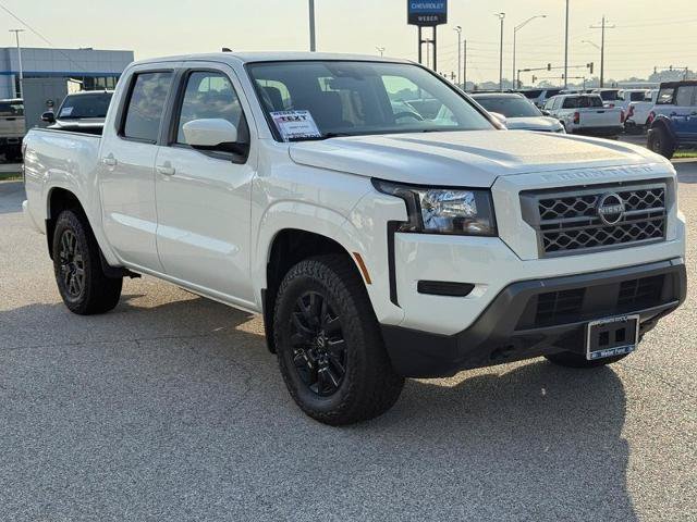 Used 2022 Nissan Frontier SV AWD/4WD image 8