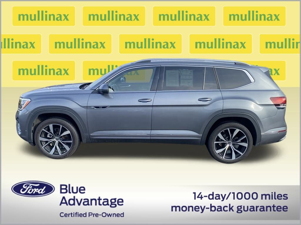 Used 2024 Volkswagen Atlas SEL Premium R-Line image 12