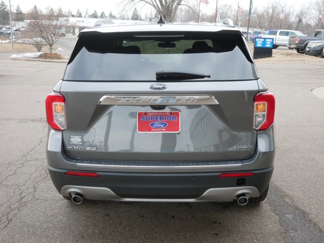 Certified 2022 Ford Explorer Limited w/ Hybrid Equipment Group 310A image 4