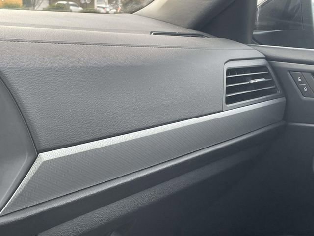 Used 2023 Volkswagen Jetta Sport image 30