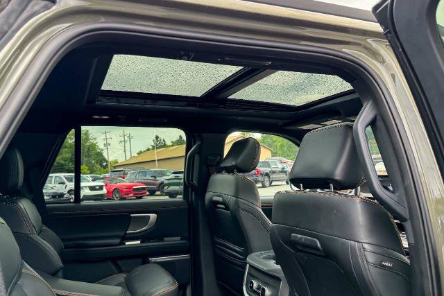 Certified 2025 Ford Expedition Tremor AWD/4WD image 17