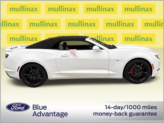 Used 2023 Chevrolet Camaro LT w/ RS Package image 2