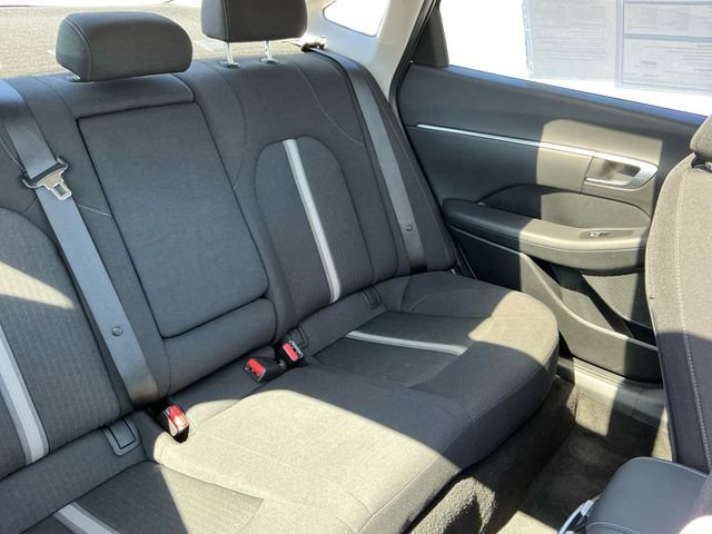 Used 2022 Hyundai Sonata SEL w/ Convenience Package image 18