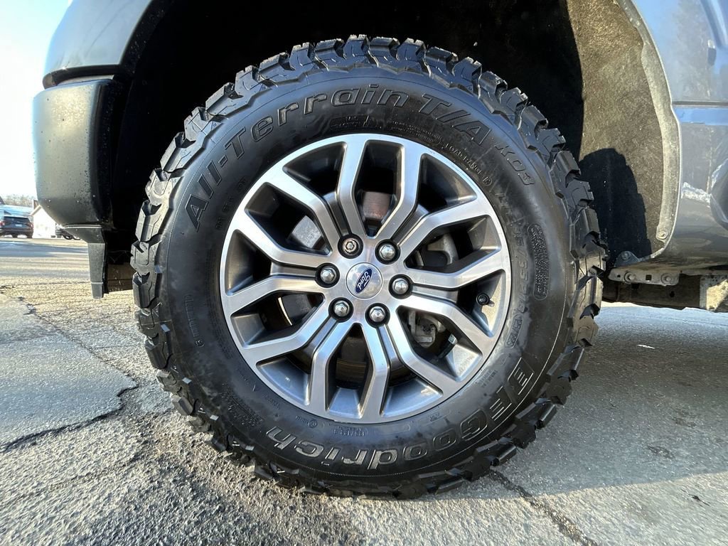 Certified 2021 Ford F150 Lariat w/ FX4 Off-Road Package AWD/4WD image 10