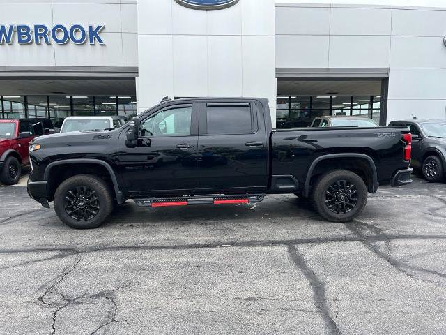 Used 2025 Chevrolet Silverado 2500 LT w/ Trail Boss Package AWD/4WD image 3