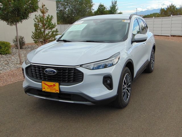 Certified 2026 Ford Escape SE FWD image 9